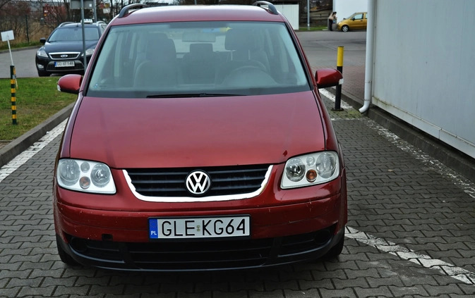 Volkswagen Touran cena 9900 przebieg: 334000, rok produkcji 2005 z Koprzywnica małe 92